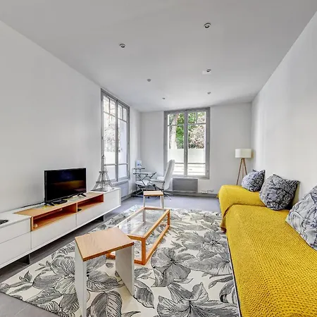Calme Au Coeur De Vavin Avec Parking Apartment Paris
