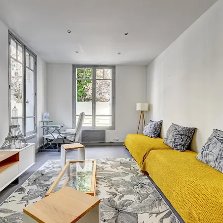 Calme Au Coeur De Vavin Avec Parking Apartment Paris